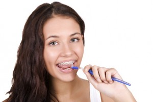 Eine gründliche Zahnpflege und Vorsorge schützt vor bösen Überraschungen